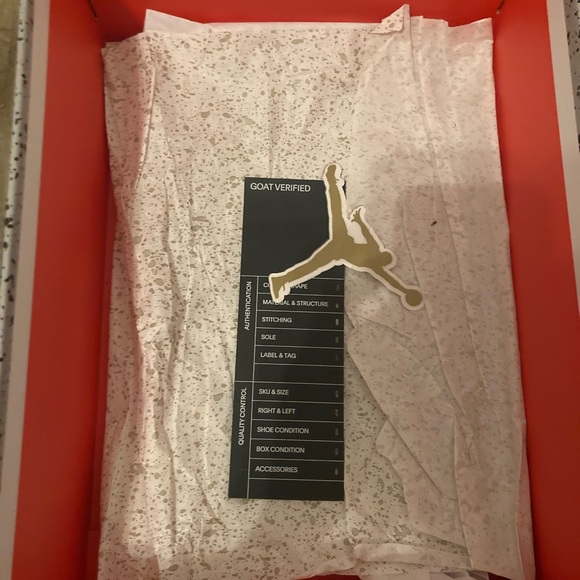 COPY - Jordan 4s taupe haze GS - Picture 6 of 6